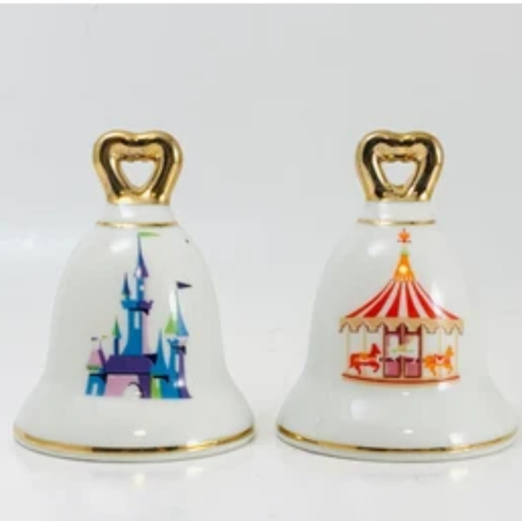 Vintage Disney Shaker Bell Castle Carousel Salt & Pepper - Picture 1 of 8